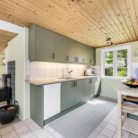 Ljuba - 700m From The Sea By Interhome Feriehus *