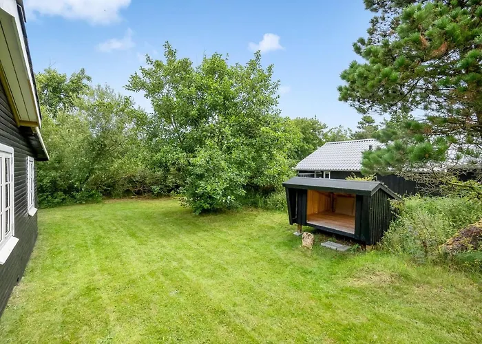 Ljuba - 700m From The Sea By Interhome